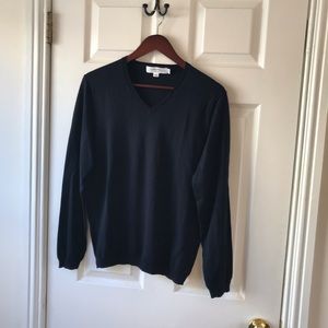 J. CREW SLIM FIT VERY LIGHT SWEATER. SZ. MEDIUM